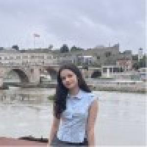 İpek Yaren Değer